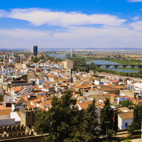 Badajoz se suma a la campaña 'Acierta con el amarillo'