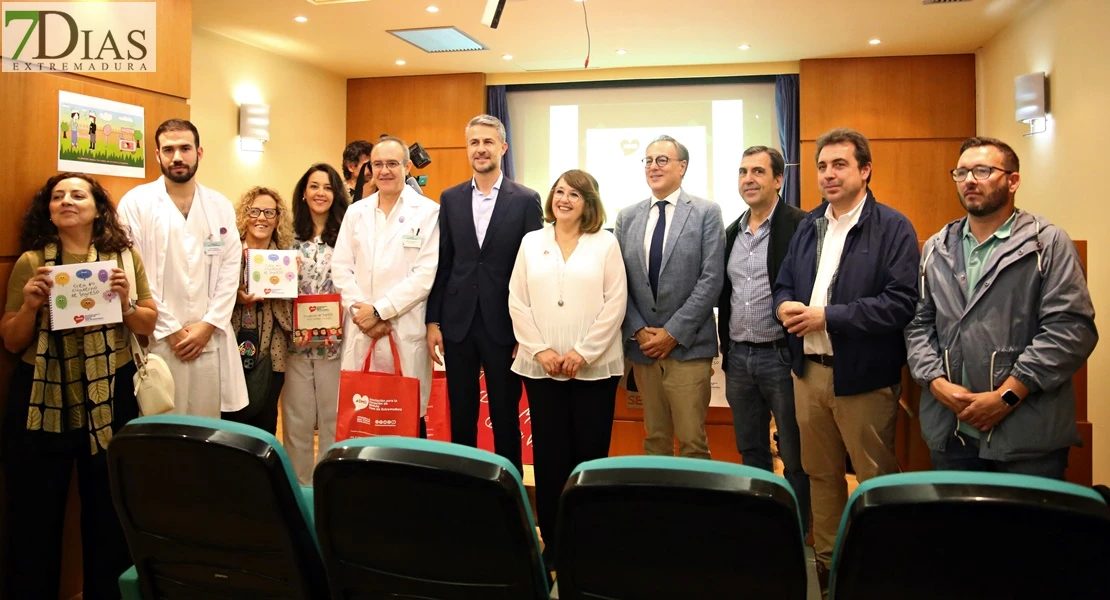 Color en los pasillos del quirófano del Hospital Materno-Infantil para hacer más agradable la estancia de los más pequeños gracias a Admo