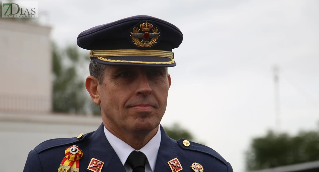 Toma posesión el nuevo coronel jefe de la Base Aérea de Talavera la Real y Ala 23