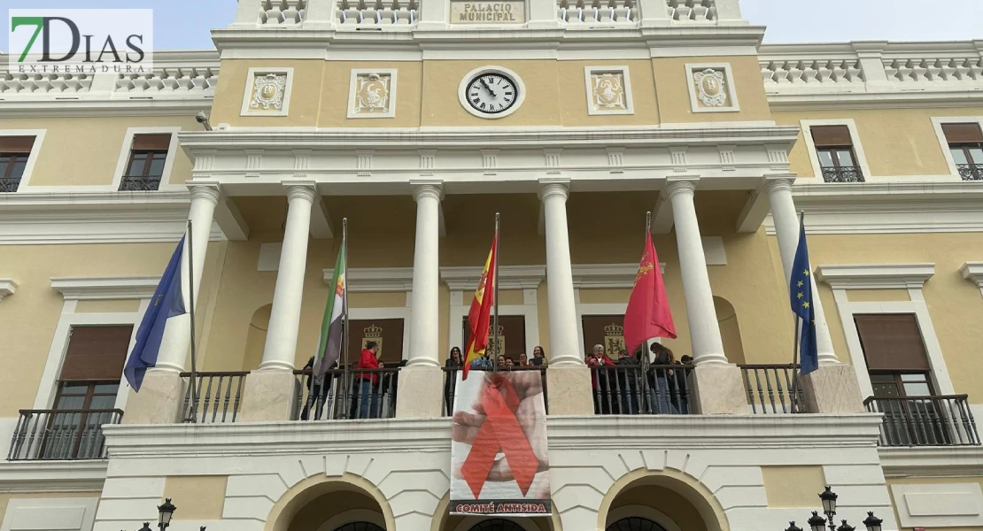 Badajoz se une a la conmemoración del Día Mundial de la Lucha contra el Sida