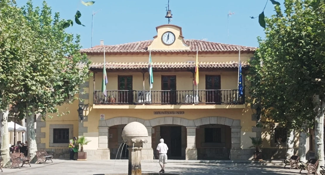 Critican la falta de iniciativa y apoyo del Ayuntamiento de Madrigal de la Vera en la educación