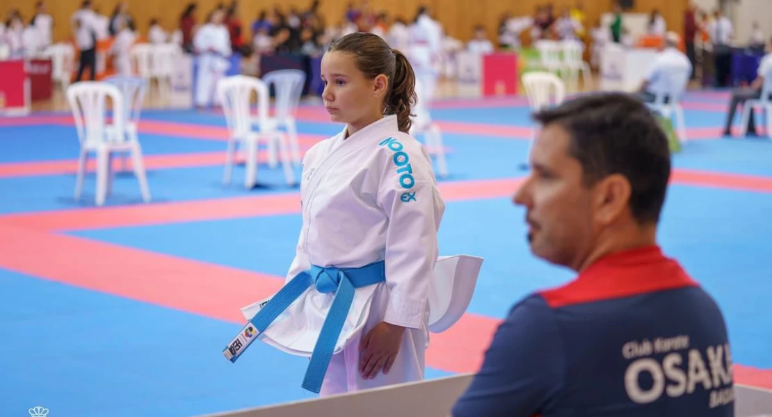 La karateka pacense Valeria Rebollo vuelve a subir a lo más alto del podio