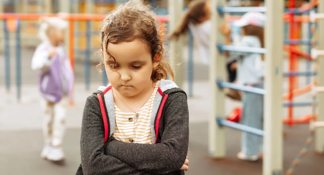 Junta y Uex firman un acuerdo para proteger a los niños frente a la violencia