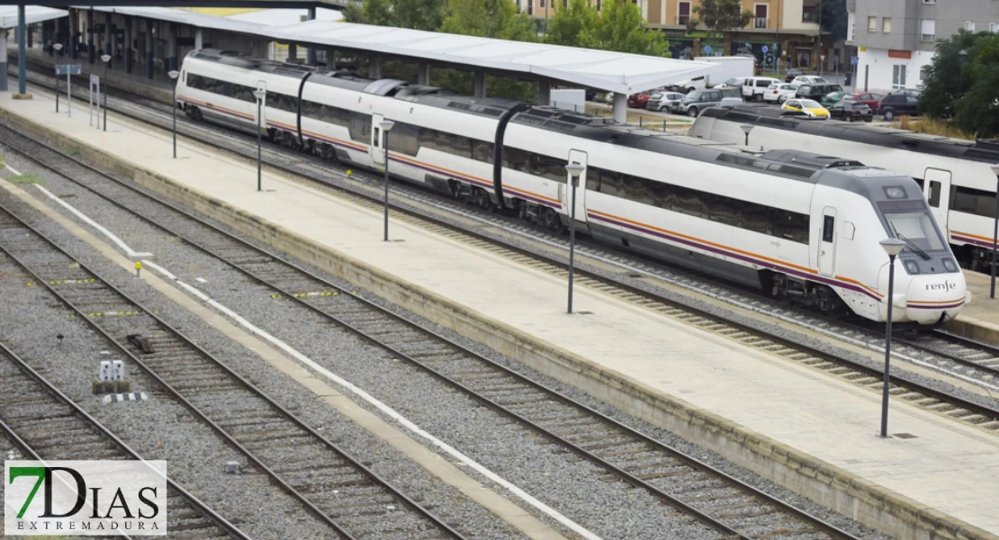 Renfe anuncia cambios en el servicio ferroviario extremeño: los trenes no entrarán en Mérida