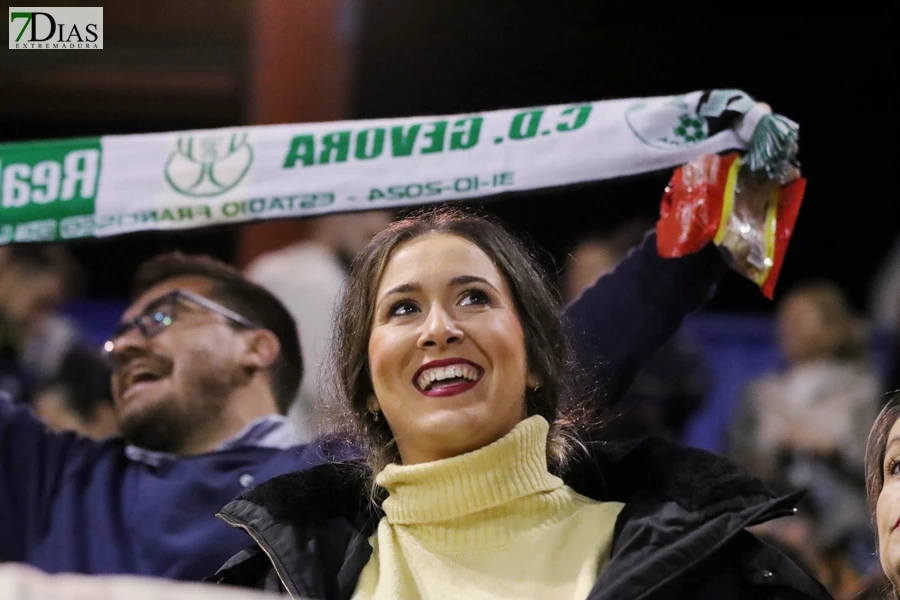 Imágenes de la Copa del Rey: el Gévora lucha y el Betis arrasa