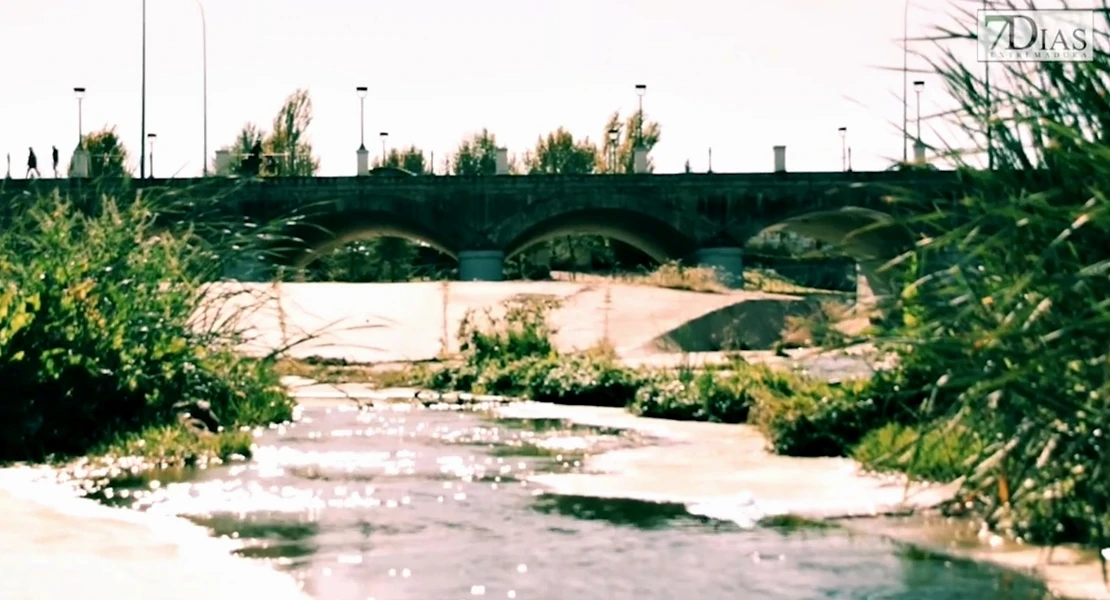 27 años después Badajoz se refleja en Valencia recordando la trágica riada del 97