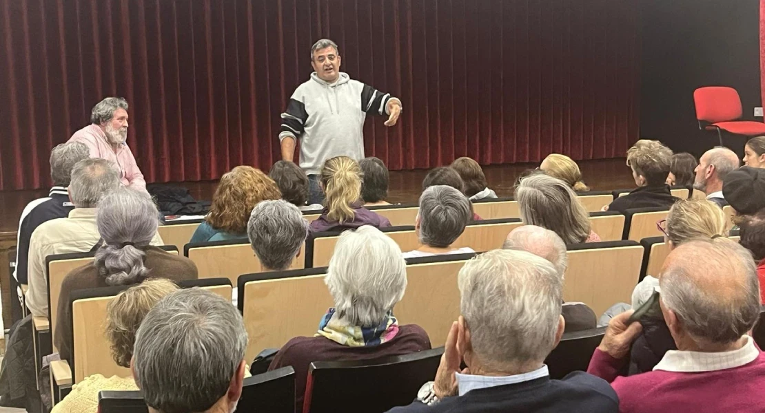 Llaman a todos los ciudadanos de la zona de salud del Cabezuela del Valle: "Hay que hacer llegar el malestar a la Junta"