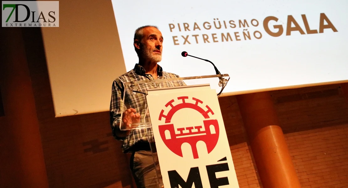 La Federación extremeña de Piragüismo galardona a campeones mundiales y europeos extremeños