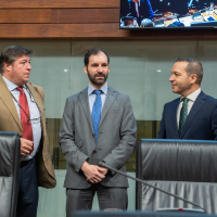 'Jaque mate' de VOX en la Asamblea de Extremadura: bloquea las enmiendas a la totalidad