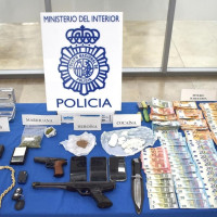 Policía Nacional desarticula seis puntos de venta de distintas drogas en la barriada de San Lázaro