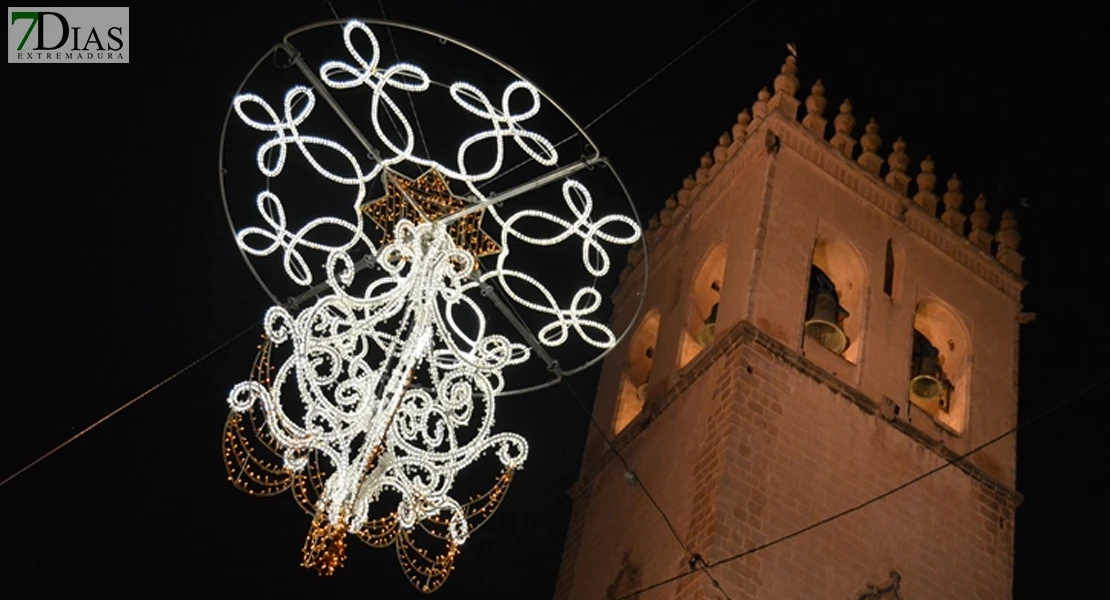 Algunas calles del Casco Antiguo no tendrán luces de Navidad en el encendido