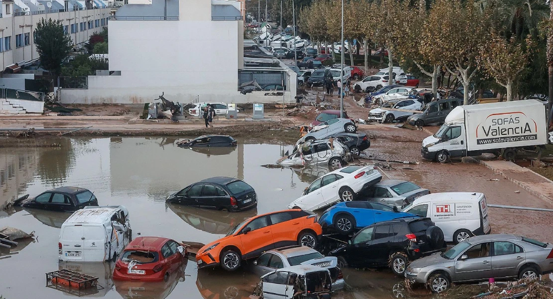 Las instituciones extremeñas acuerdan acuerdan un protocolo para coordinar la ayuda humanitaria con Valencia