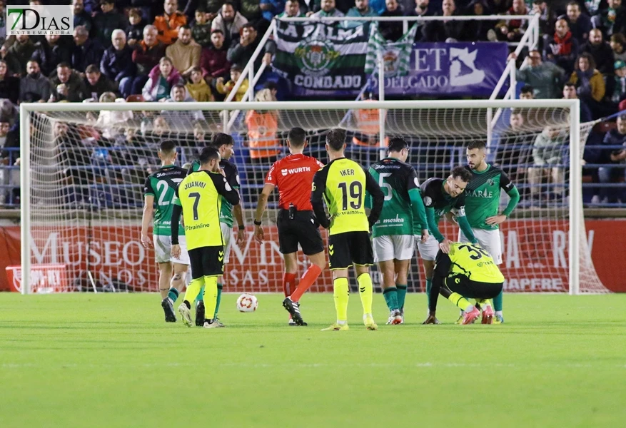 Imágenes de la Copa del Rey: el Gévora lucha y el Betis arrasa