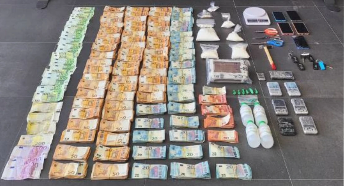 Incautan más de 170.000 € en efectivo y1.600 g de cocaína en una operación antidroga en Extremadura