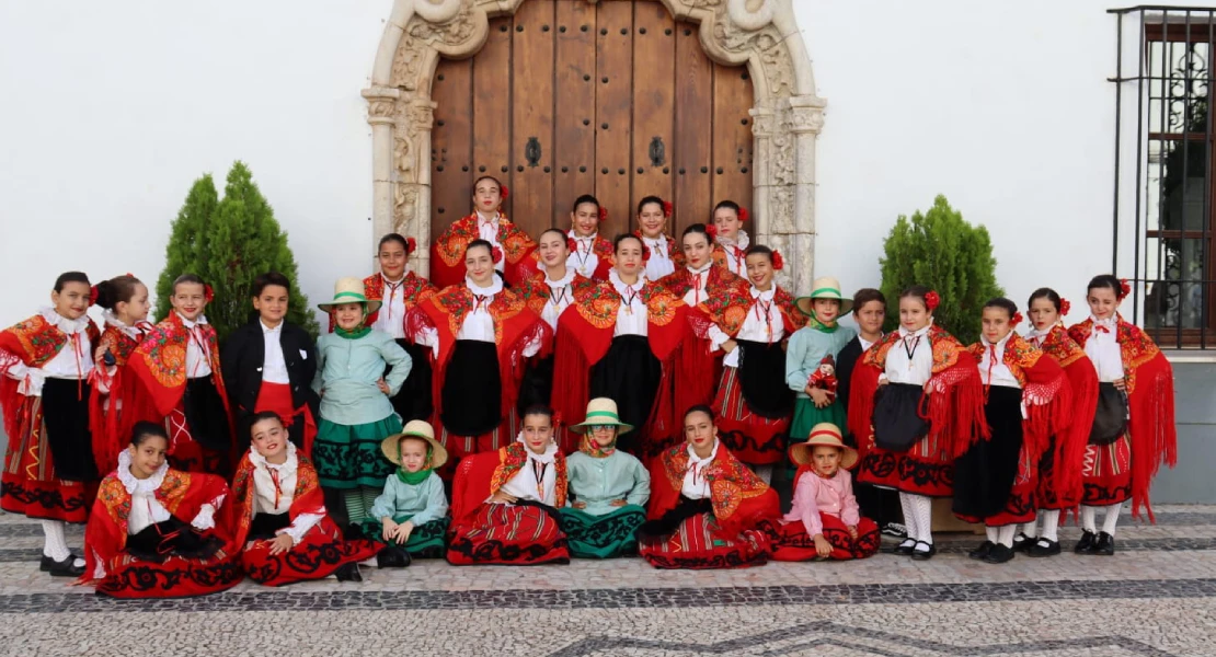 El Grupo de Coros y Danzas ‘La Encina’ ofrecerá un festival en Olivenza