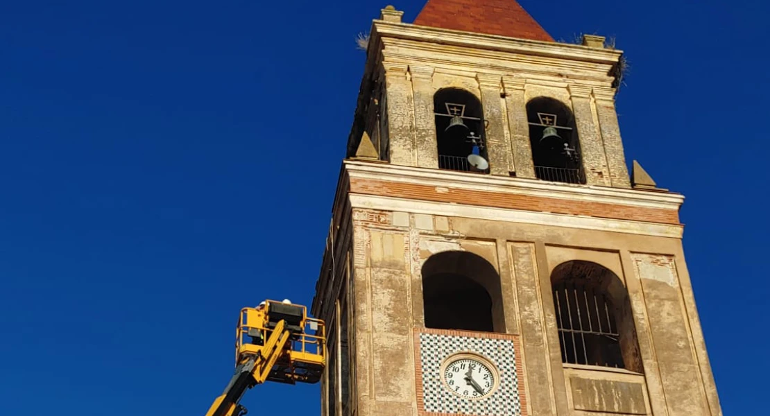 Restauran el campanario de la Iglesia de la Santa Cruz de Arroyo