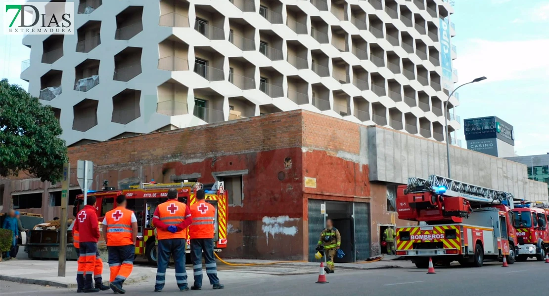 Incendio en las obras del Hotel Lisboa de Badajoz