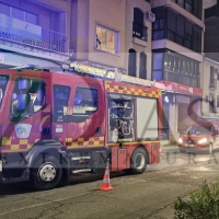 Movilizan un amplio dispositivo por un incendio en una vivienda de Plasencia