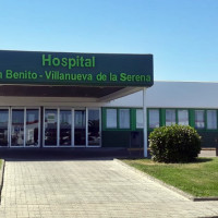 Un trabajador queda atrapado bajo un tractor en una finca de Extremadura