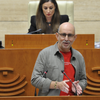 Proponen mejorar la atención de la salud mental en los jóvenes: "El que puede se lo paga y el que no, se aguanta"