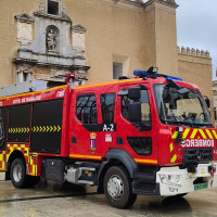 Los bomberos de Badajoz aumentan su flota con un camión innovador