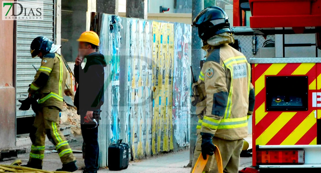 Incendio en las obras del Hotel Lisboa de Badajoz