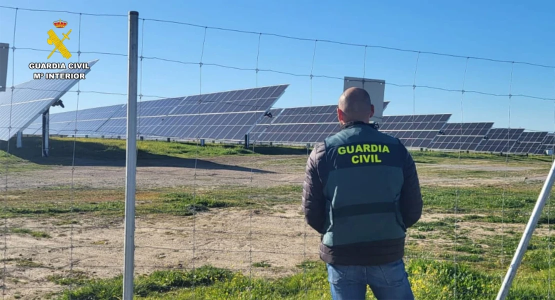 Recaudan miles de euros vendiendo material de su trabajo en Extremadura