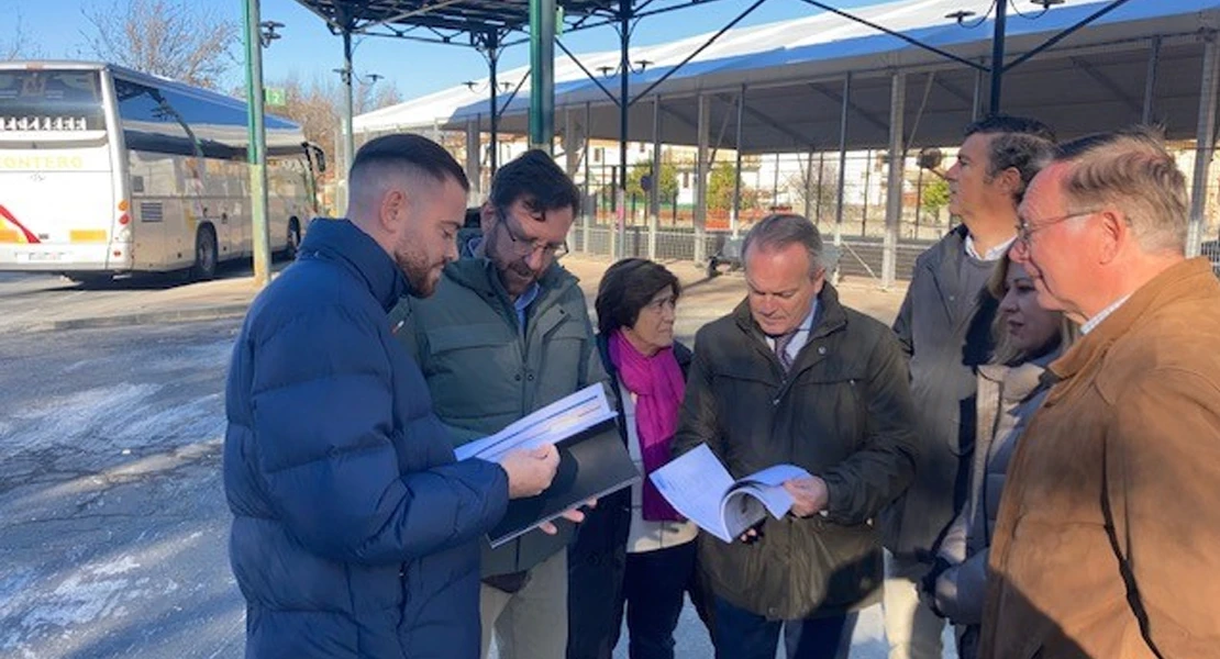 La Junta promete invertir en obras en estaciones de autobuses de municipios extremeños