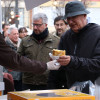 El tiempo da tregua y los ciudadanos disfrutan del tradicional roscón de Reyes en Badajoz