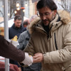 El tiempo da tregua y los ciudadanos disfrutan del tradicional roscón de Reyes en Badajoz