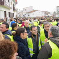 Más de 7.000 personas se manifiestan en contra del cierre de Almaraz