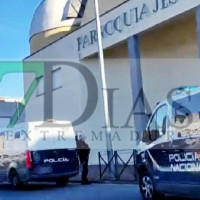 Despliegue policial sin precedentes en el entierro del hombre asesinado en Badajoz