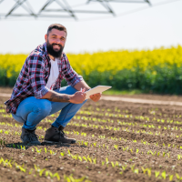 Ayudas de hasta 70.000 € para jóvenes agricultores en Extremadura