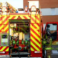 Los Bomberos intervienen en un incendio cerca del Centro Comercial Conquistadores