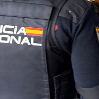 Roba el bolso a una mujer y la tira al suelo el día de Reyes en Mérida