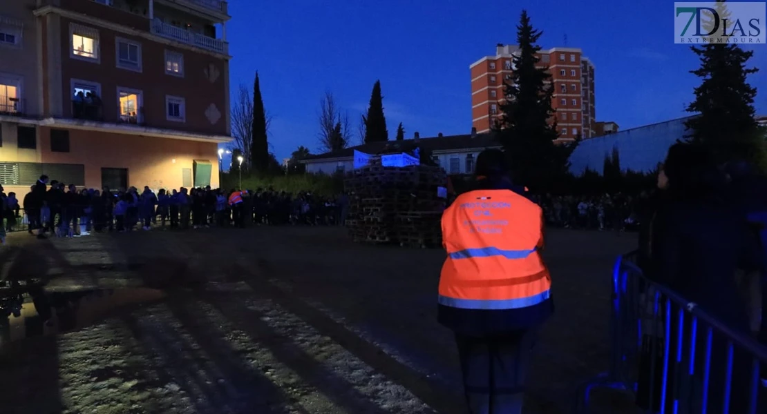 Así se han celebrado las Candelas de la Margen Derecha del Guadiana en Badajoz