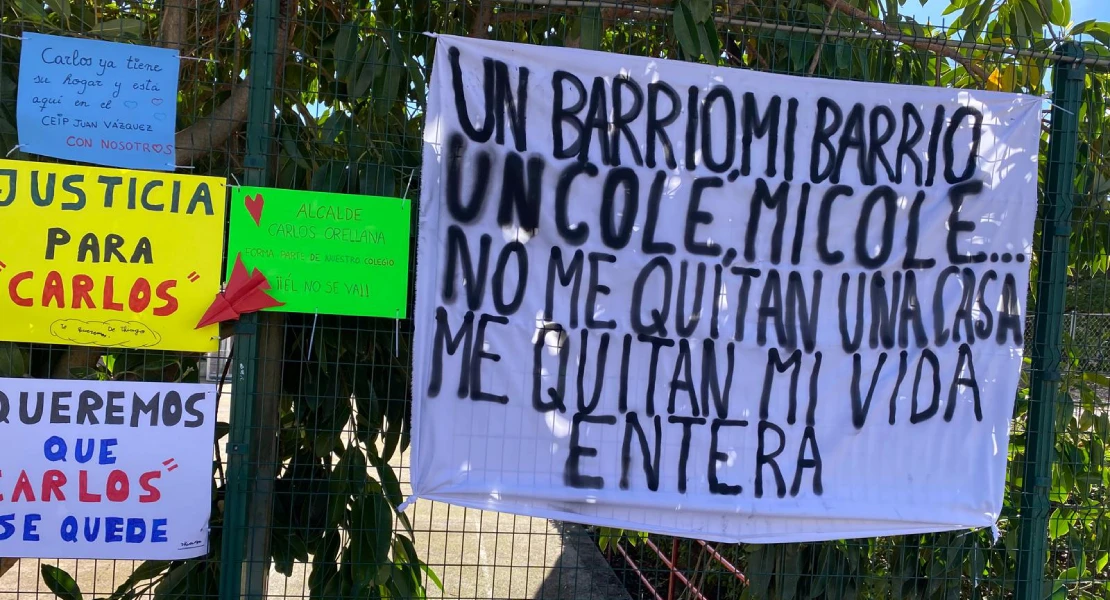 Padres del colegio Juan Vázquez luchan para que el conserje no abandone su casa