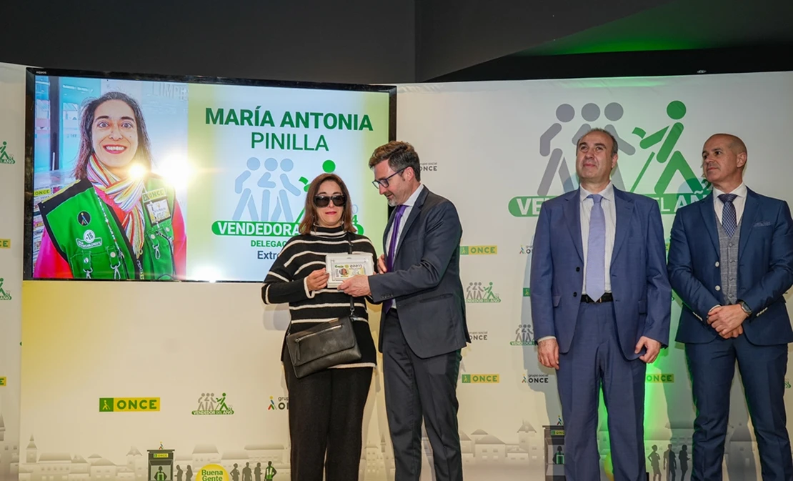 Mª Antonia Pinilla mejor vendedora de la ONCE en Extremadura