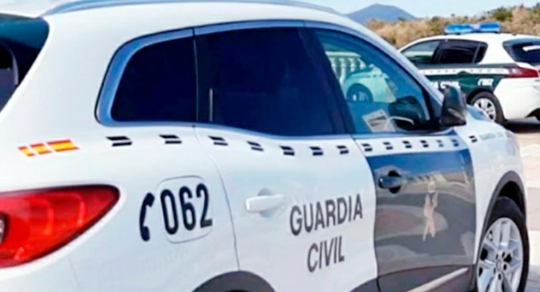 Herido un joven motorista tras caer de su moto cerca de Badajoz