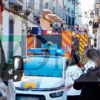 Un incendio en el Casco Antiguo de Badajoz alerta a los pacenses