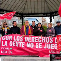 Así ha sido la manifestación de UGT y CCOO en Badajoz