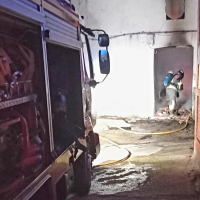 Fallecen un menor y una mujer en un incendio en Extremadura