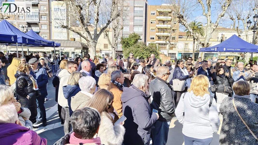 Cola eterna en San Francisco: Badajoz se vuelca con las migas solidarias