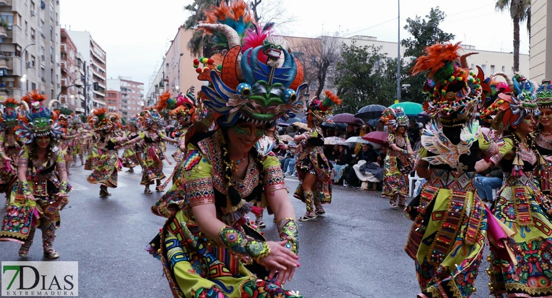 Los mejores planos generales del Desfile de Carnaval de Badajoz 2025