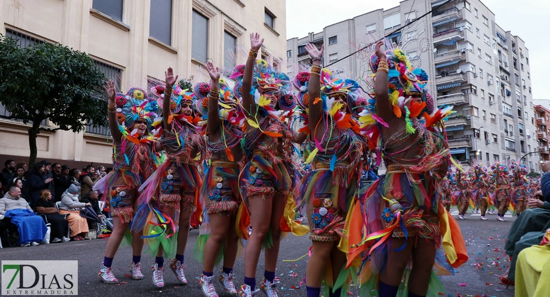 Los mejores planos generales del Desfile de Carnaval de Badajoz 2025