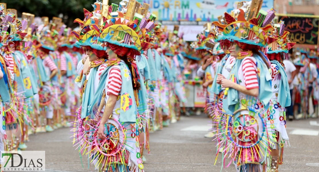 Los mejores planos generales del Desfile de Carnaval de Badajoz 2025