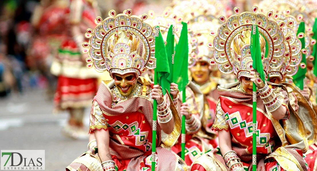 Los mejores planos generales del Desfile de Carnaval de Badajoz 2025