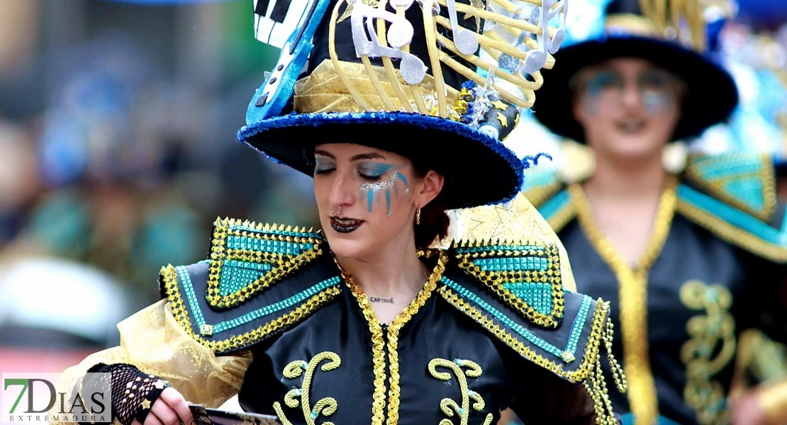 Los mejores primeros planos del Desfile de Carnaval de Badajoz 2025