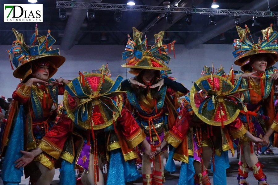 FALTAN FOTOS EDU Gran ambiente en la Gran Gala para cerrar el Carnaval de Badajoz 2025