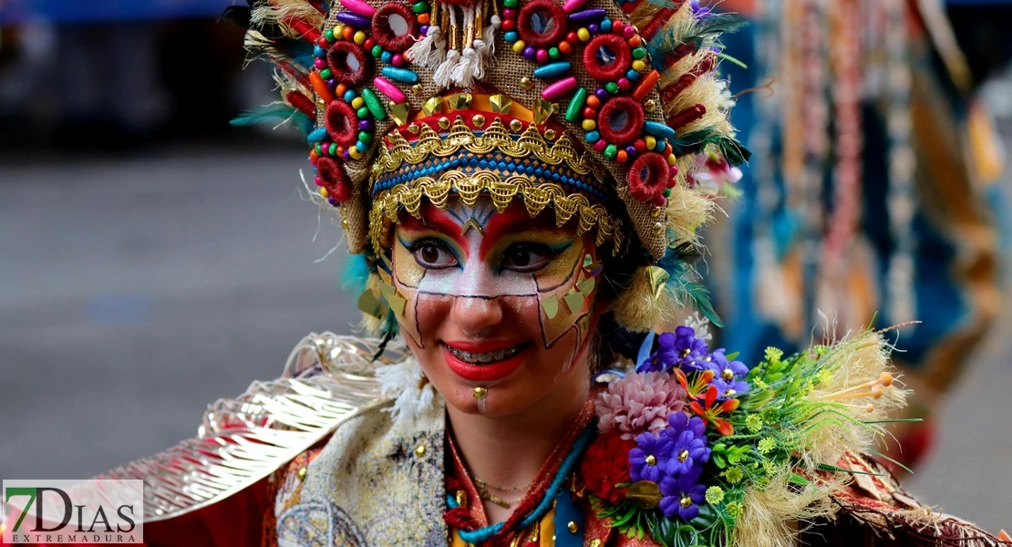 La lluvia no frena el desfile infantil: búscate en las mejores imágenes II